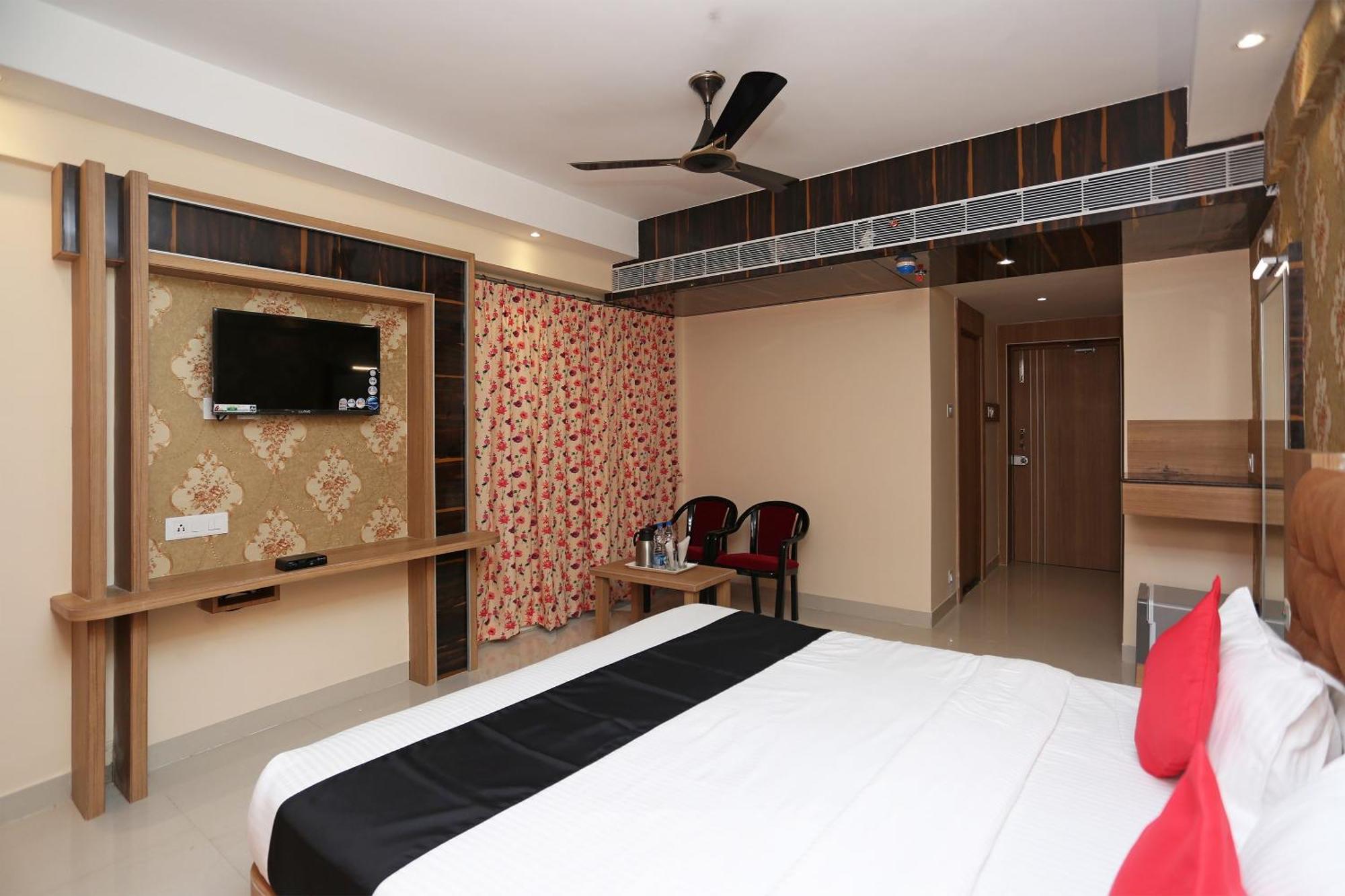 O Victoria Royal Hotel